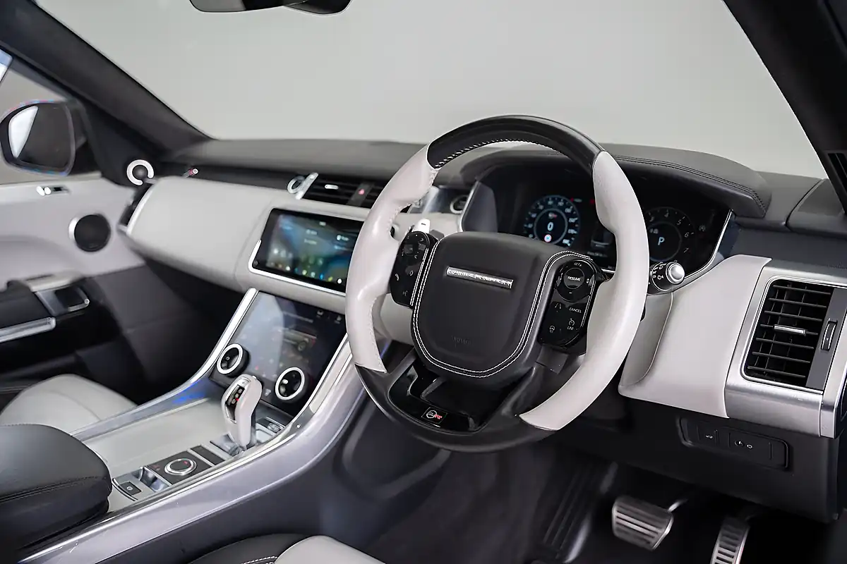Used 2018 Land Rover Range Rover Sport Svr Estoril Blue - Interior and Exterior details 11