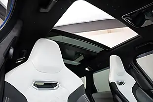 Used 2018 Land Rover Range Rover Sport Svr Estoril Blue - Interior and Exterior details 2