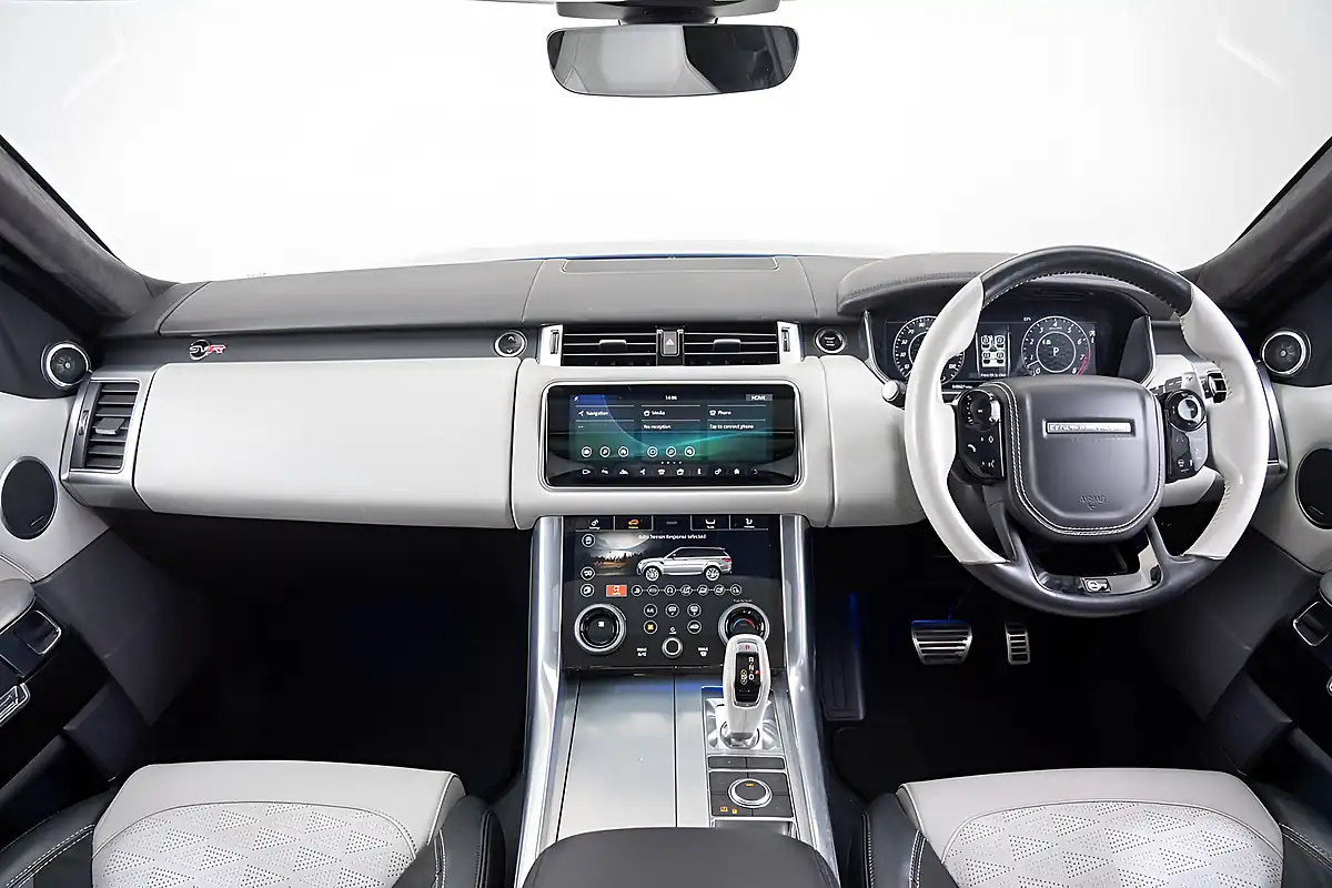 Used 2018 Land Rover Range Rover Sport Svr Estoril Blue - Interior and Exterior details 4
