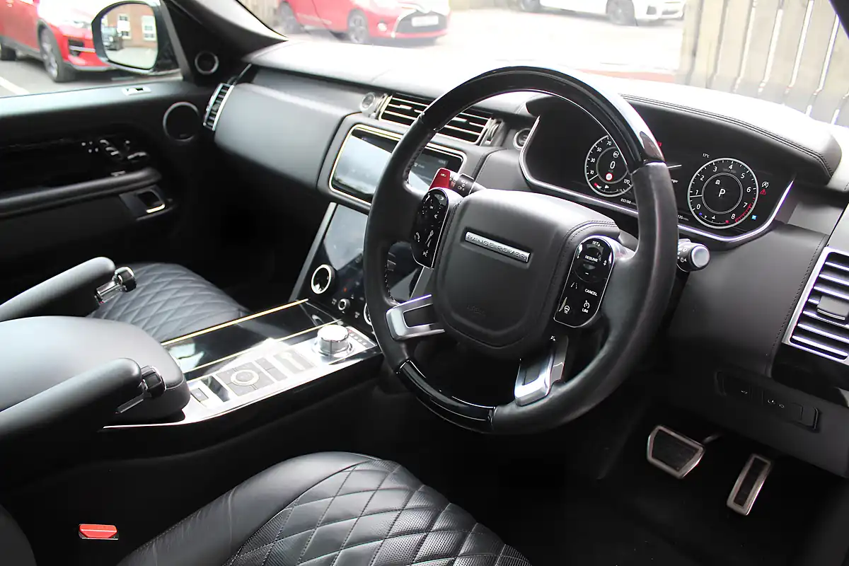 Used 2018 Land Rover Range Rover Sv Autobiography Dynamic Black - Interior and Exterior details 16