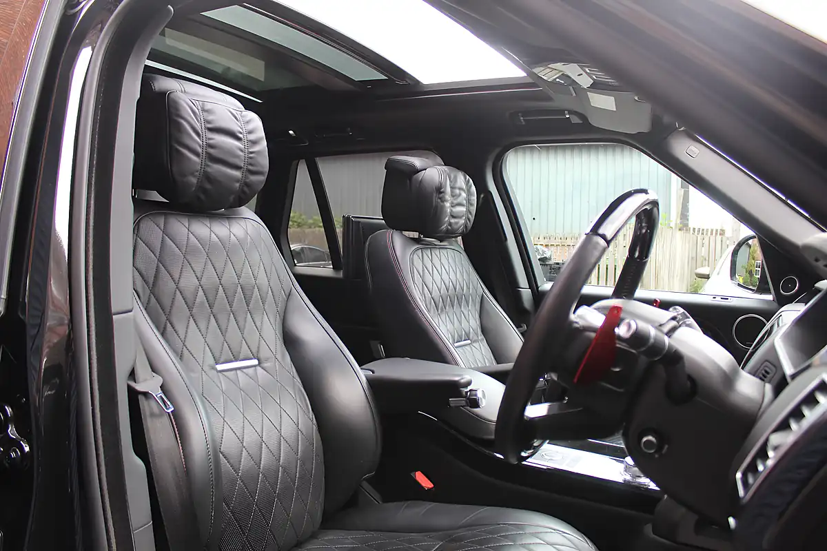 Used 2018 Land Rover Range Rover Sv Autobiography Dynamic Black - Interior and Exterior details 17