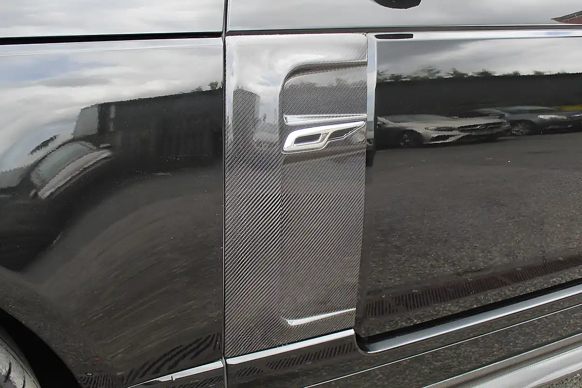 Used 2018 Land Rover Range Rover Sv Autobiography Dynamic Black - Interior and Exterior details 7