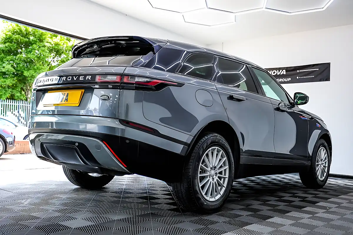 Used 2018 Land Rover Range Rover Velar Grey - Interior and Exterior details 10