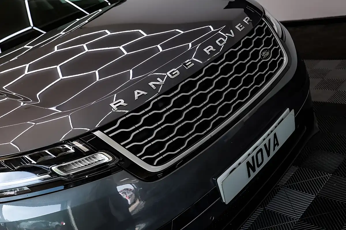 Used 2018 Land Rover Range Rover Velar Grey - Interior and Exterior details 19
