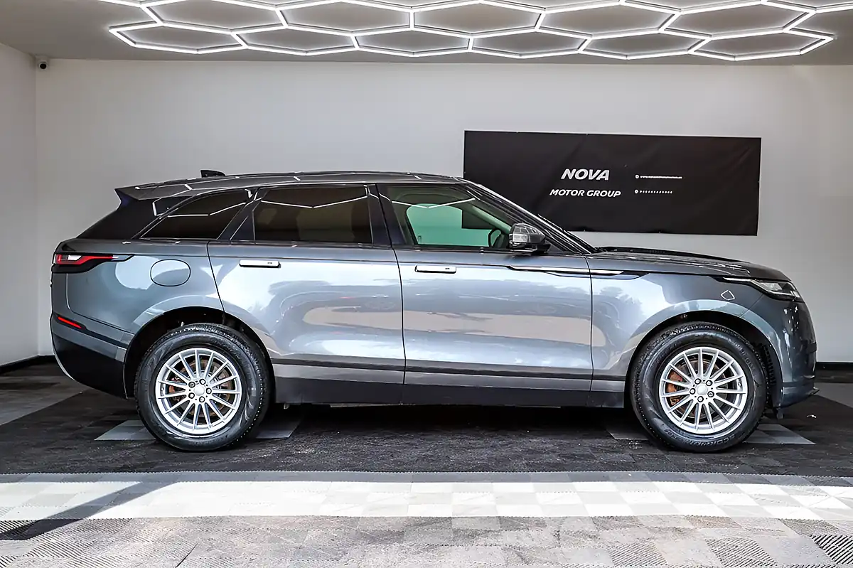Used 2018 Land Rover Range Rover Velar Grey - Interior and Exterior details 5