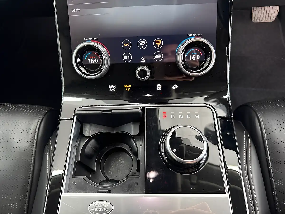 Used 2018 Land Rover Range Rover Velar Hse White - Interior and Exterior details 20