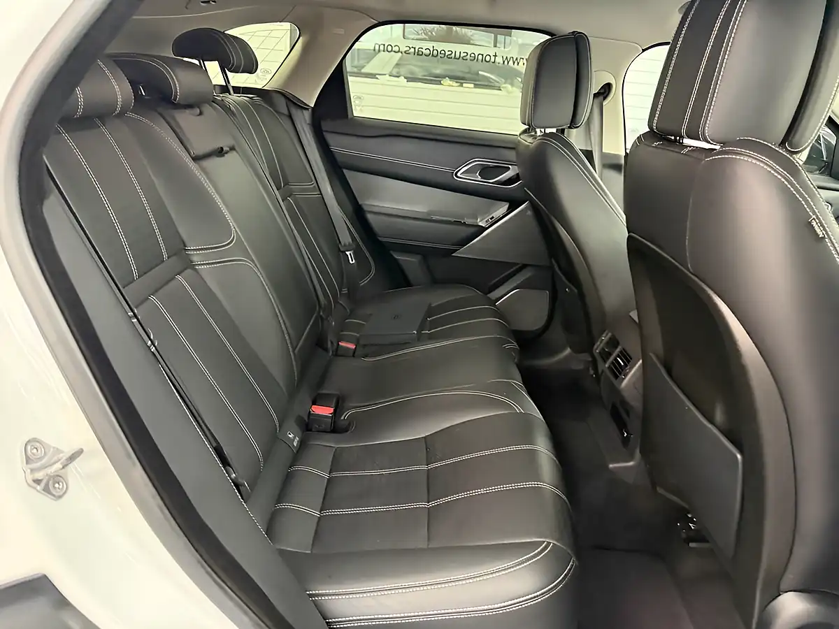 Used 2018 Land Rover Range Rover Velar Hse White - Interior and Exterior details 5