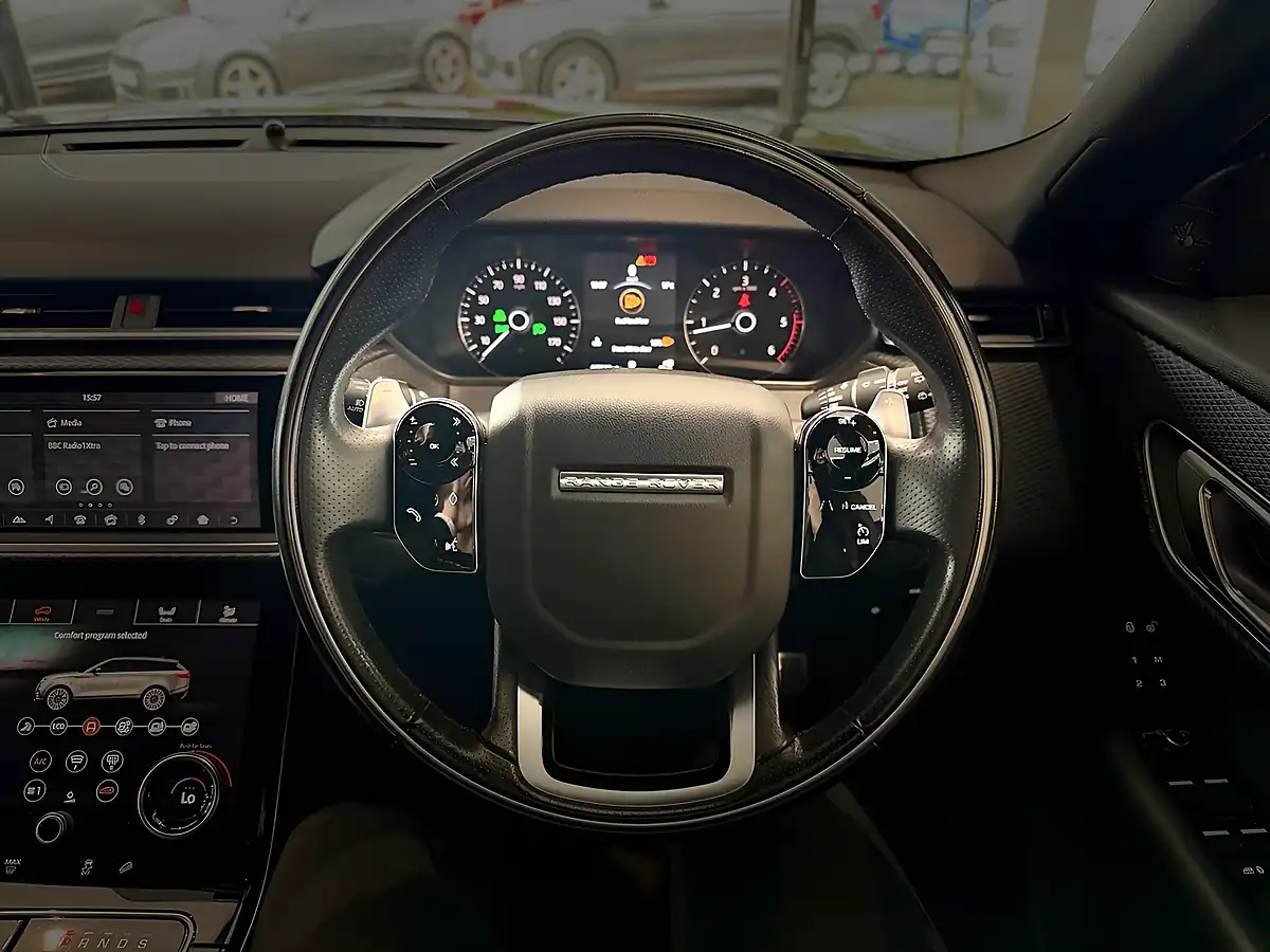 Used 2018 Land Rover Range Rover Velar R-Dynamic Black - Interior and Exterior details 16