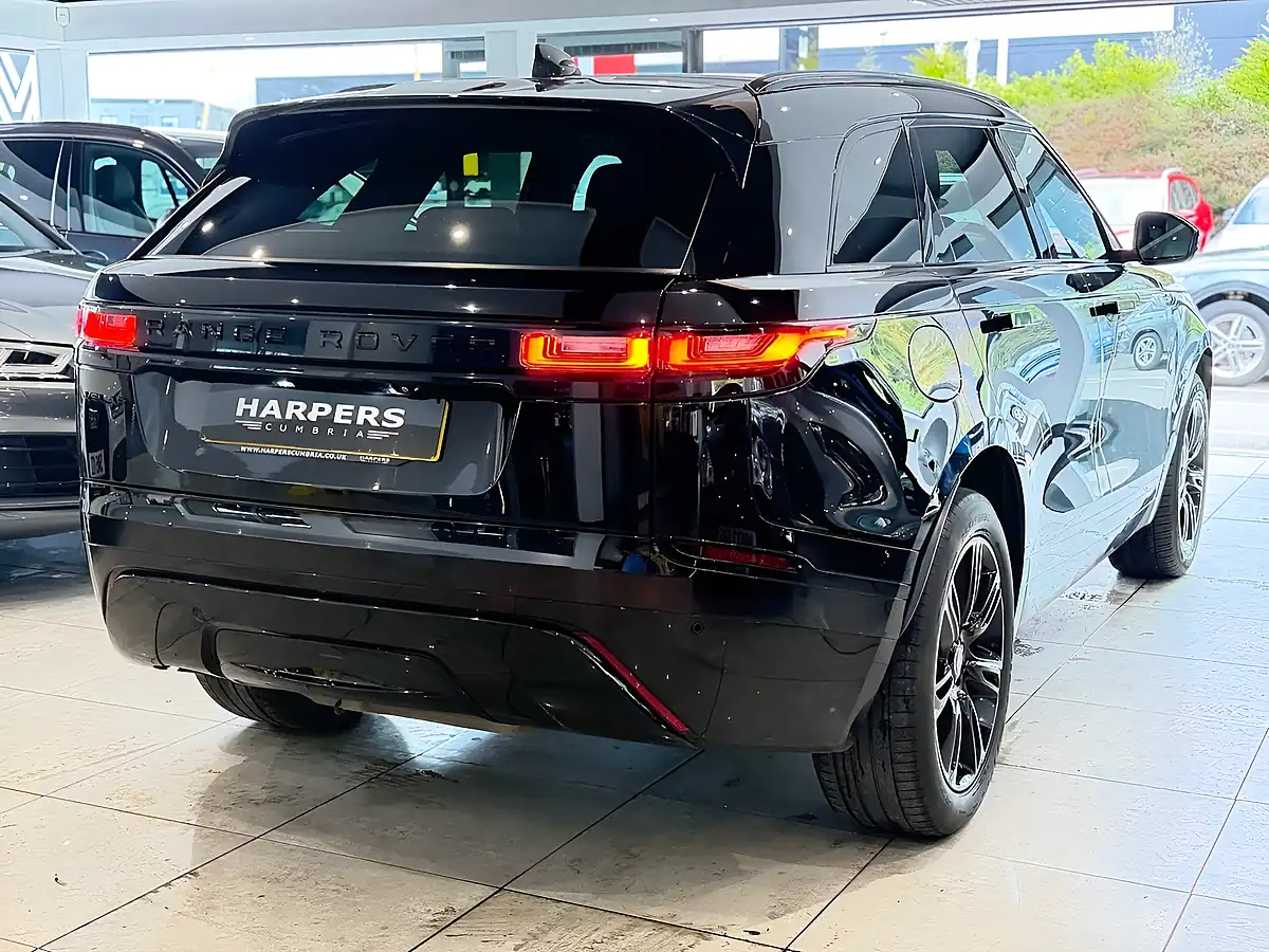 Used 2018 Land Rover Range Rover Velar R-Dynamic Black - Interior and Exterior details 7