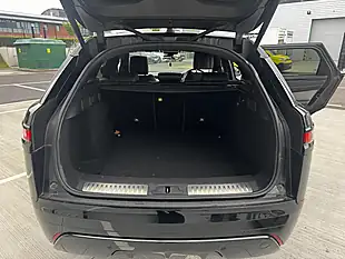 Used 2018 Land Rover Range Rover Velar R-Dynamic Hse Black - Interior and Exterior details 10
