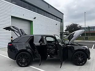 Used 2018 Land Rover Range Rover Velar R-Dynamic Hse Black - Interior and Exterior details 15