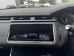 Used 2018 Land Rover Range Rover Velar R-Dynamic Hse Black - Interior and Exterior details 16