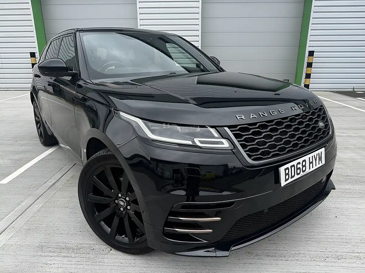 Used 2018 Land Rover Range Rover Velar R-Dynamic Hse Black - Interior and Exterior details 2