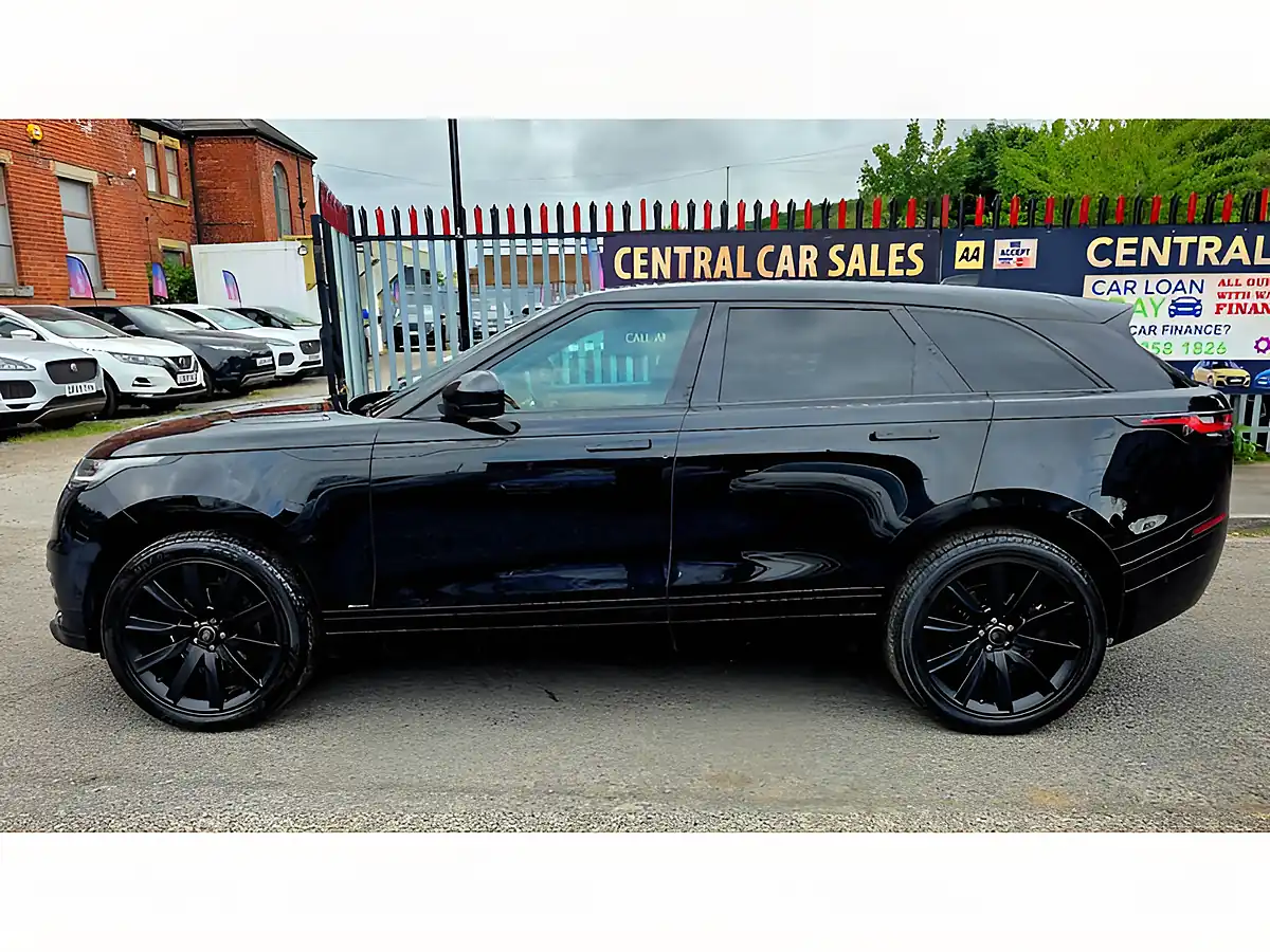 Used 2018 Land Rover Range Rover Velar R-Dynamic Hse Black - Interior and Exterior details 11