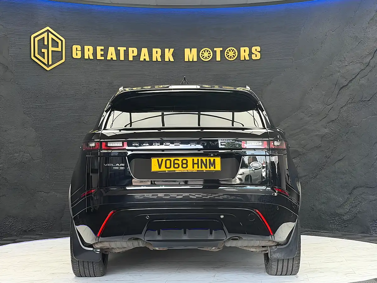 Used 2018 Land Rover Range Rover Velar R-Dynamic Hse Black - Interior and Exterior details 6