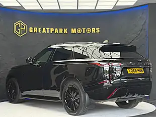Used 2018 Land Rover Range Rover Velar R-Dynamic Hse Black - Interior and Exterior details 7