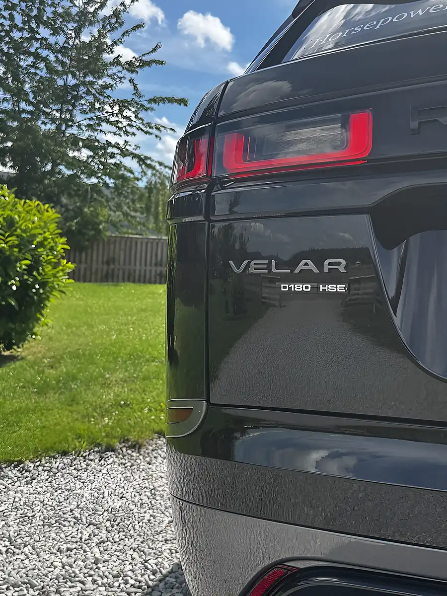Used 2018 Land Rover Range Rover Velar R-Dynamic Hse Black - Interior and Exterior details 13