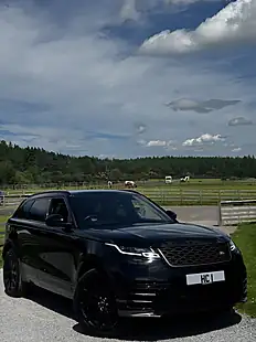 Used 2018 Land Rover Range Rover Velar R-Dynamic Hse Black - Interior and Exterior details 2