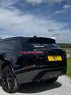 Used 2018 Land Rover Range Rover Velar R-Dynamic Hse Black - Interior and Exterior details 6