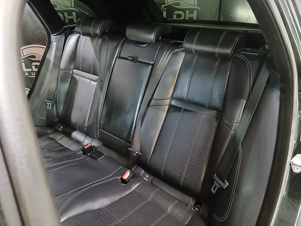 Used 2018 Land Rover Range Rover Velar R-Dynamic Hse Black - Interior and Exterior details 19
