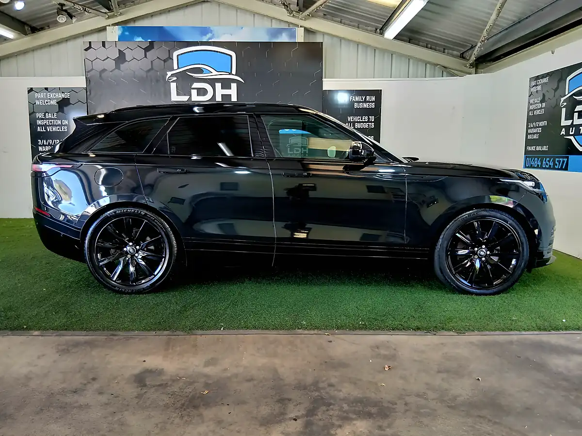 Used 2018 Land Rover Range Rover Velar R-Dynamic Hse Black - Interior and Exterior details 2