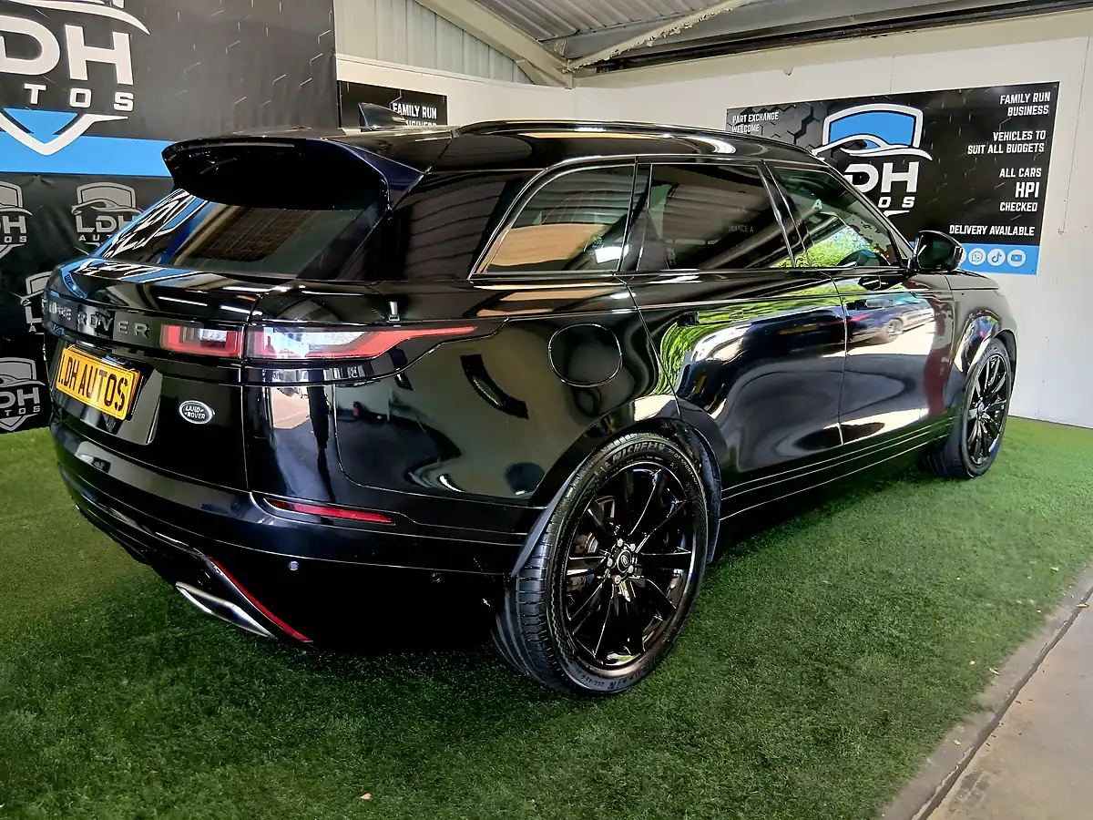 Used 2018 Land Rover Range Rover Velar R-Dynamic Hse Black - Interior and Exterior details 3