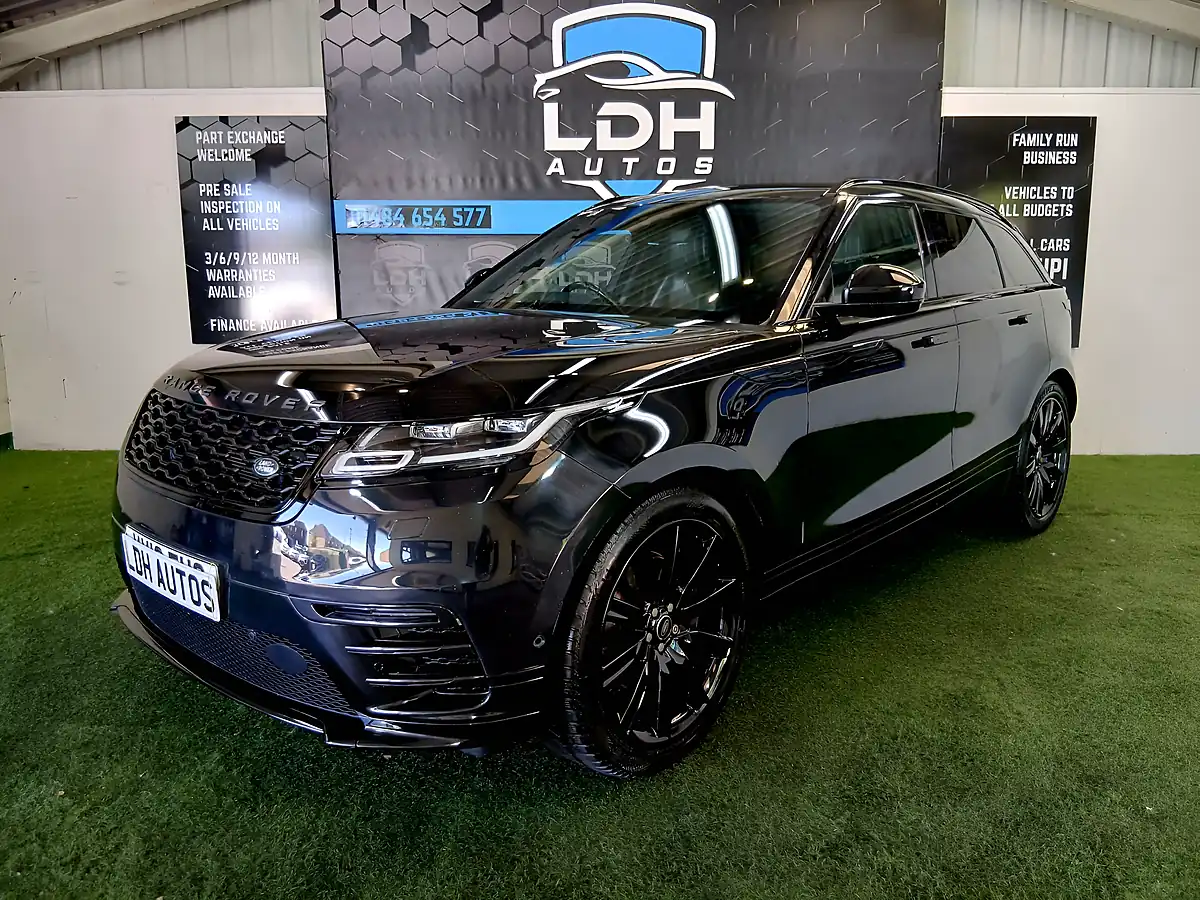 Used 2018 Land Rover Range Rover Velar R-Dynamic Hse Black - Interior and Exterior details 7