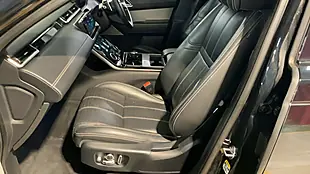 Used 2018 Land Rover Range Rover Velar R-Dynamic Hse Black - Interior and Exterior details 8