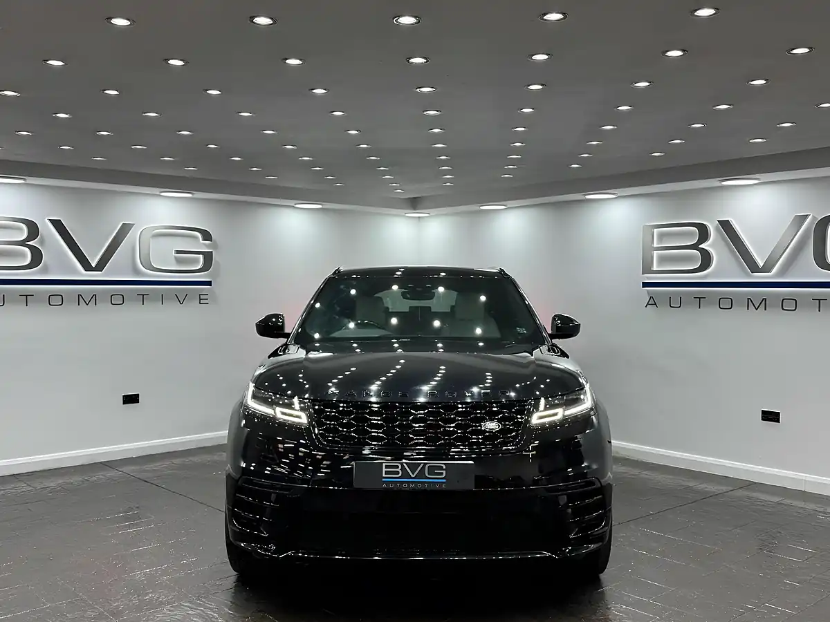 Used 2018 Land Rover Range Rover Velar R-Dynamic Hse Black - Interior and Exterior details 4
