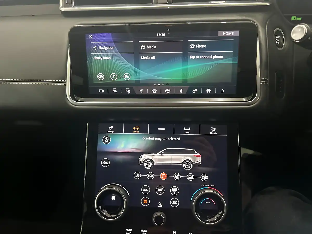 Used 2018 Land Rover Range Rover Velar R-Dynamic Hse Black - Interior and Exterior details 17