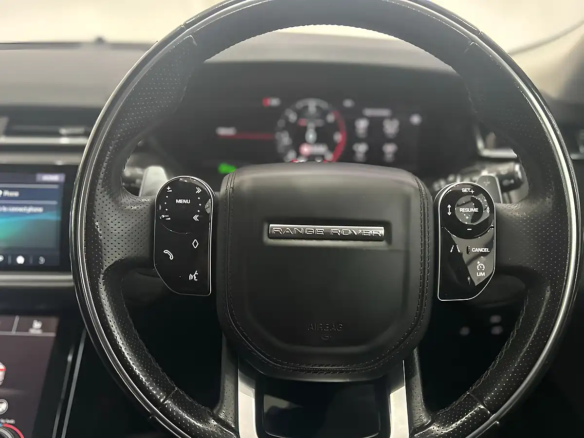 Used 2018 Land Rover Range Rover Velar R-Dynamic Hse Black - Interior and Exterior details 19