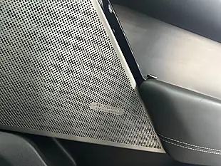 Used 2018 Land Rover Range Rover Velar R-Dynamic Hse Black - Interior and Exterior details 20