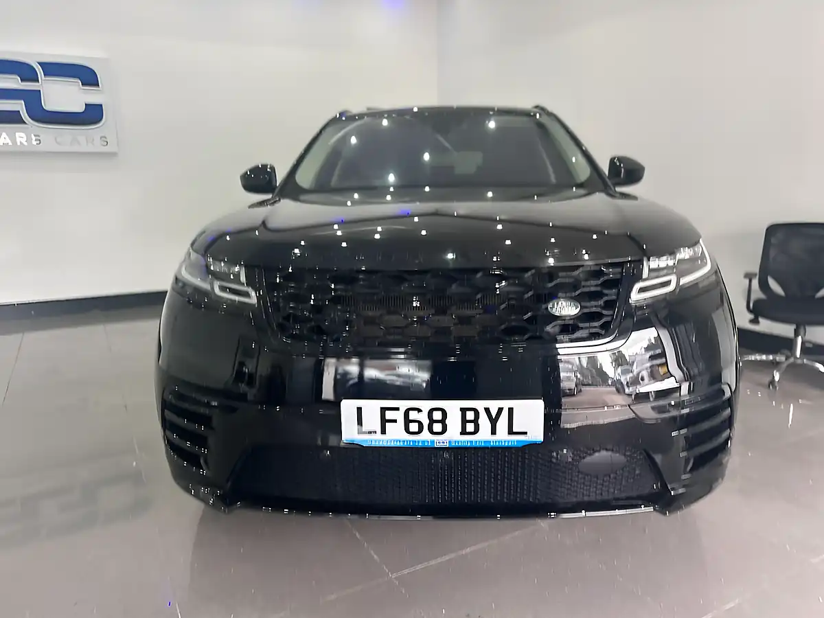 Used 2018 Land Rover Range Rover Velar R-Dynamic Hse Black - Interior and Exterior details 4