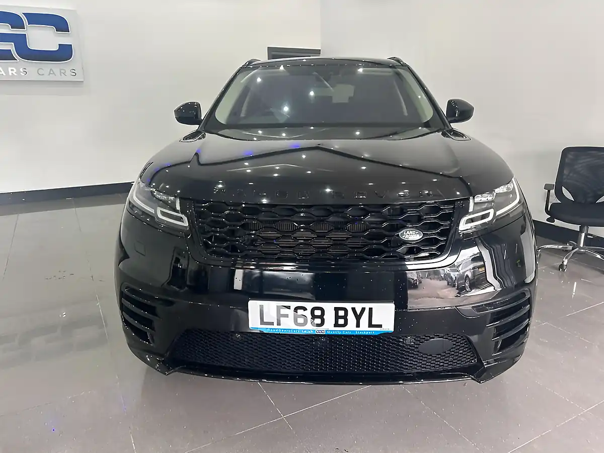 Used 2018 Land Rover Range Rover Velar R-Dynamic Hse Black - Interior and Exterior details 7