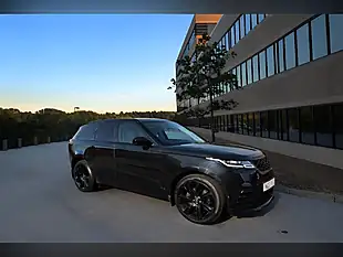 Used 2018 Land Rover Range Rover Velar R-Dynamic Hse Black - Interior and Exterior details 4