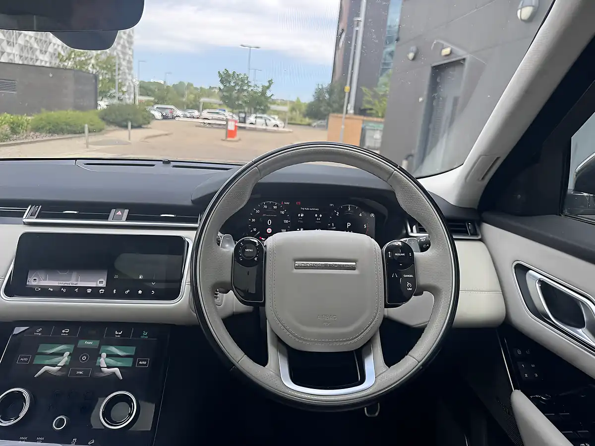 Used 2018 Land Rover Range Rover Velar R-Dynamic Hse Brown - Interior and Exterior details 10