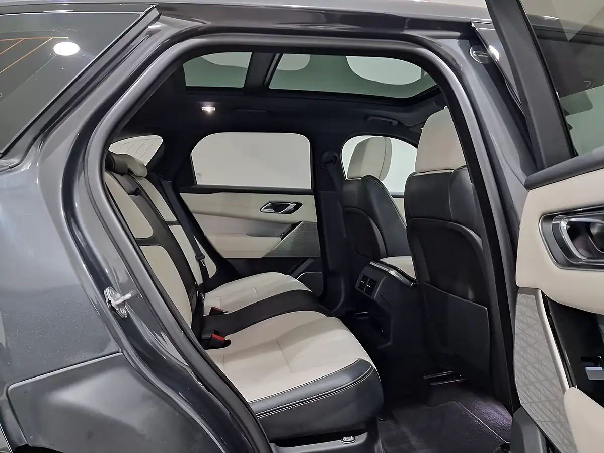 Used 2018 Land Rover Range Rover Velar R-Dynamic Hse Grey - Interior and Exterior details 11