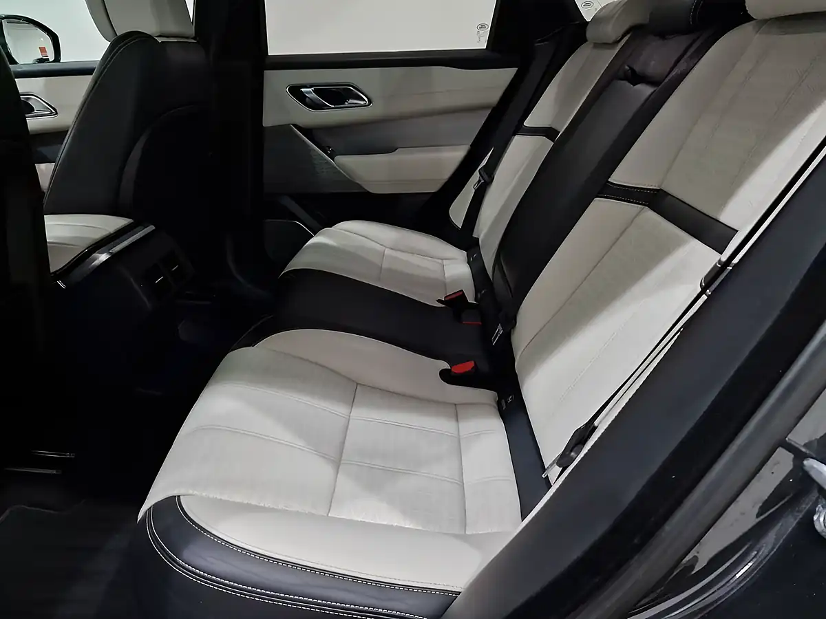 Used 2018 Land Rover Range Rover Velar R-Dynamic Hse Grey - Interior and Exterior details 17