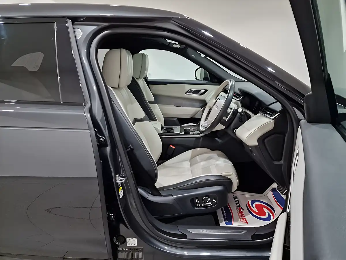 Used 2018 Land Rover Range Rover Velar R-Dynamic Hse Grey - Interior and Exterior details 9