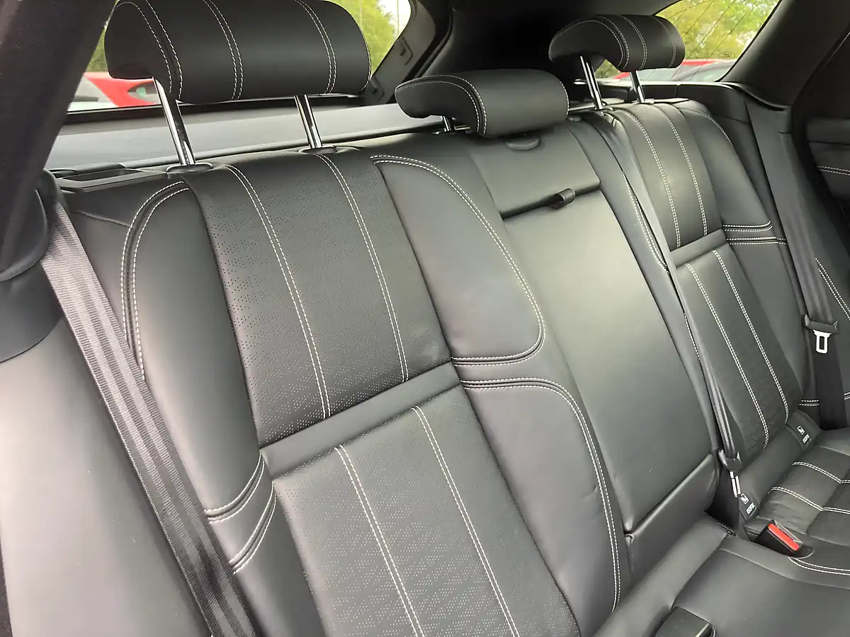 Used 2018 Land Rover Range Rover Velar R-Dynamic Hse Silver - Interior and Exterior details 20