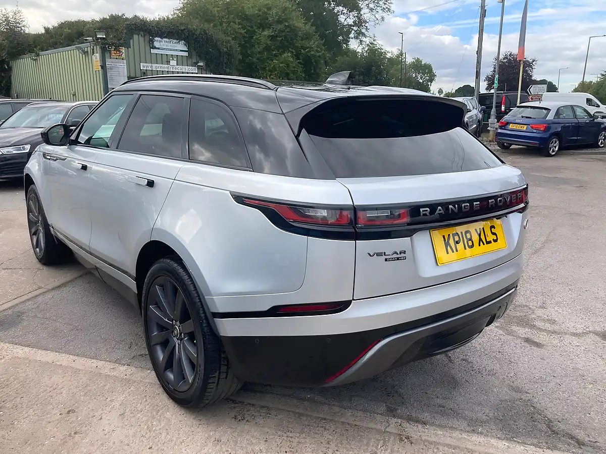 Used 2018 Land Rover Range Rover Velar R-Dynamic Hse Silver - Interior and Exterior details 8