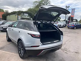 Used 2018 Land Rover Range Rover Velar R-Dynamic Hse Silver - Interior and Exterior details 9