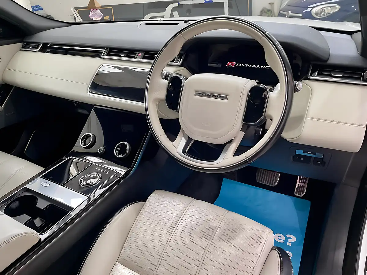 Used 2018 Land Rover Range Rover Velar R-Dynamic Hse White - Interior and Exterior details 6