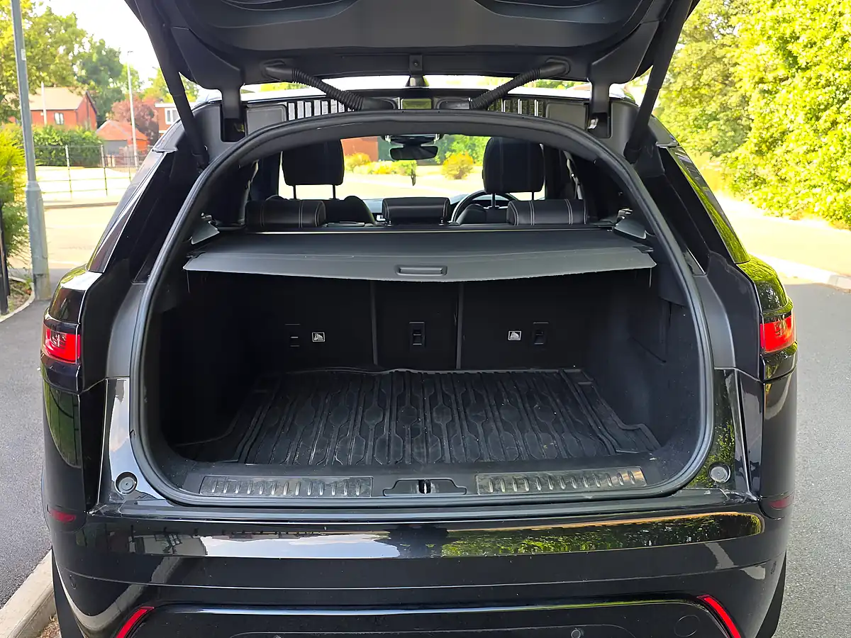 Used 2018 Land Rover Range Rover Velar R-Dynamic S Black - Interior and Exterior details 17