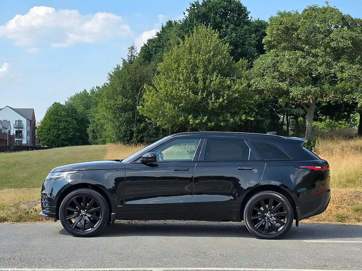 Used 2018 Land Rover Range Rover Velar R-Dynamic S Black - Interior and Exterior details 4