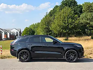Used 2018 Land Rover Range Rover Velar R-Dynamic S Black - Interior and Exterior details 8