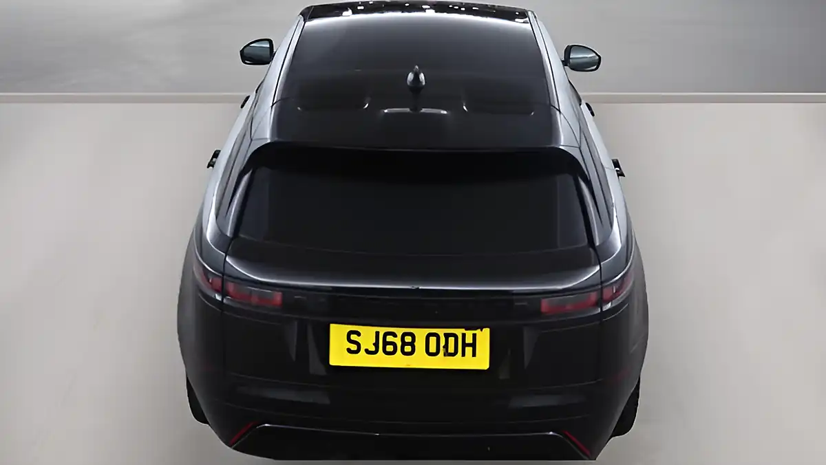 Used 2018 Land Rover Range Rover Velar R-Dynamic S Black - Interior and Exterior details 5