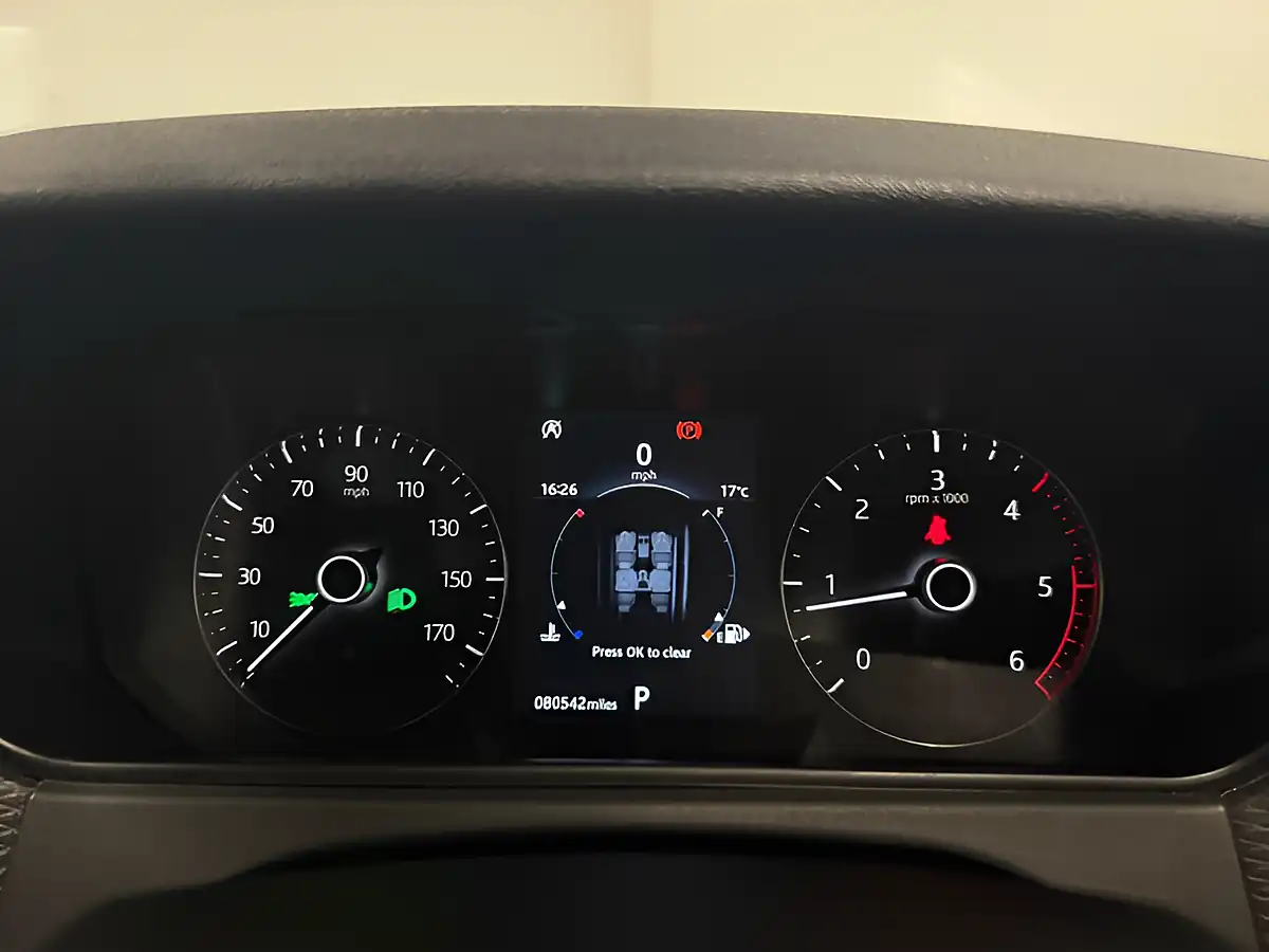 Used 2018 Land Rover Range Rover Velar R-Dynamic S Black - Interior and Exterior details 16