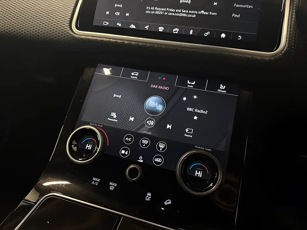 Used 2018 Land Rover Range Rover Velar R-Dynamic S Black - Interior and Exterior details 17