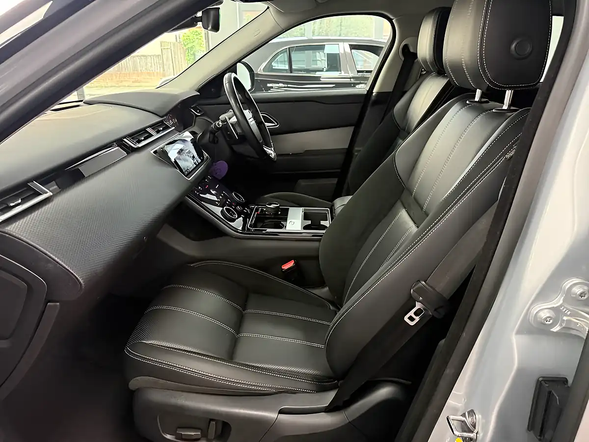 Used 2018 Land Rover Range Rover Velar R-Dynamic S Silver - Interior and Exterior details 17